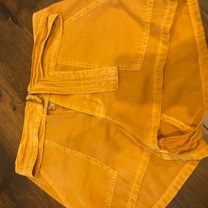 NWOT o’neill golden yellow shorts